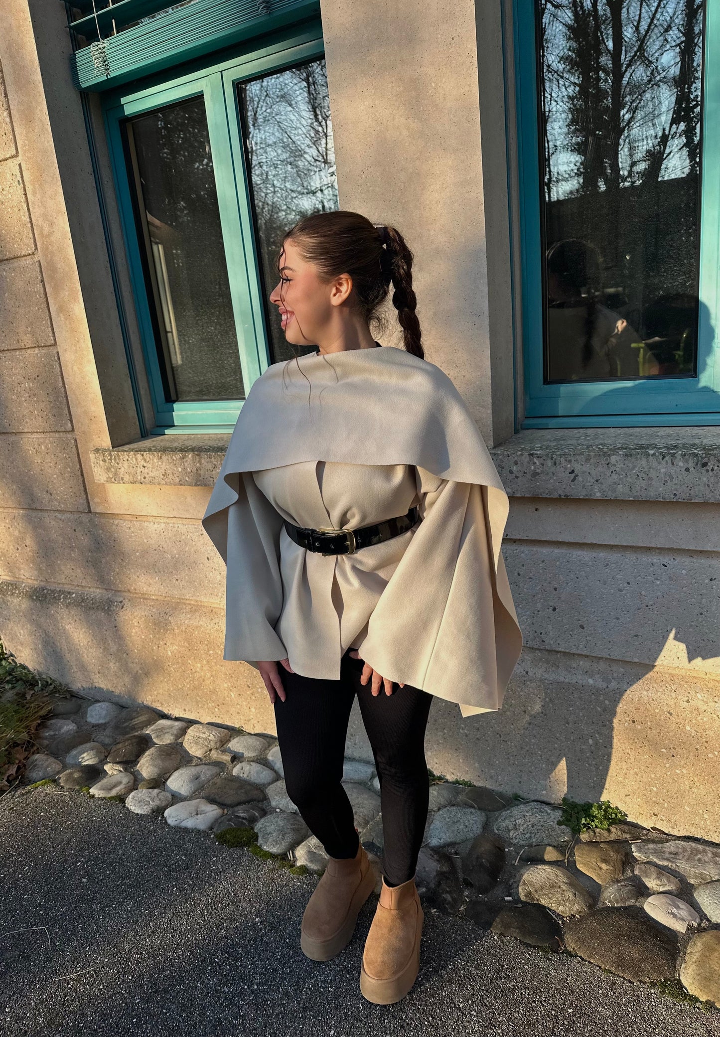 Gilet avec cape intégrée