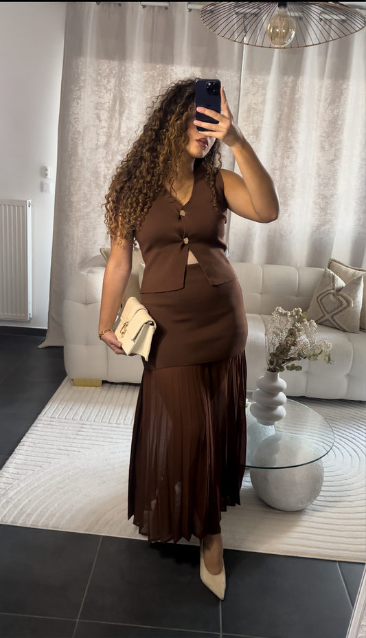 Ensemble gilet sans manche + jupe marron